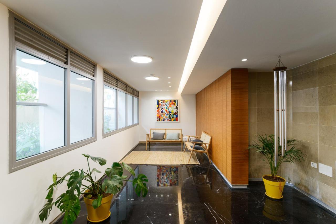 Quiet Hideaway & Terrace Near Beach By Feelhome Tel Aviv Exterior photo